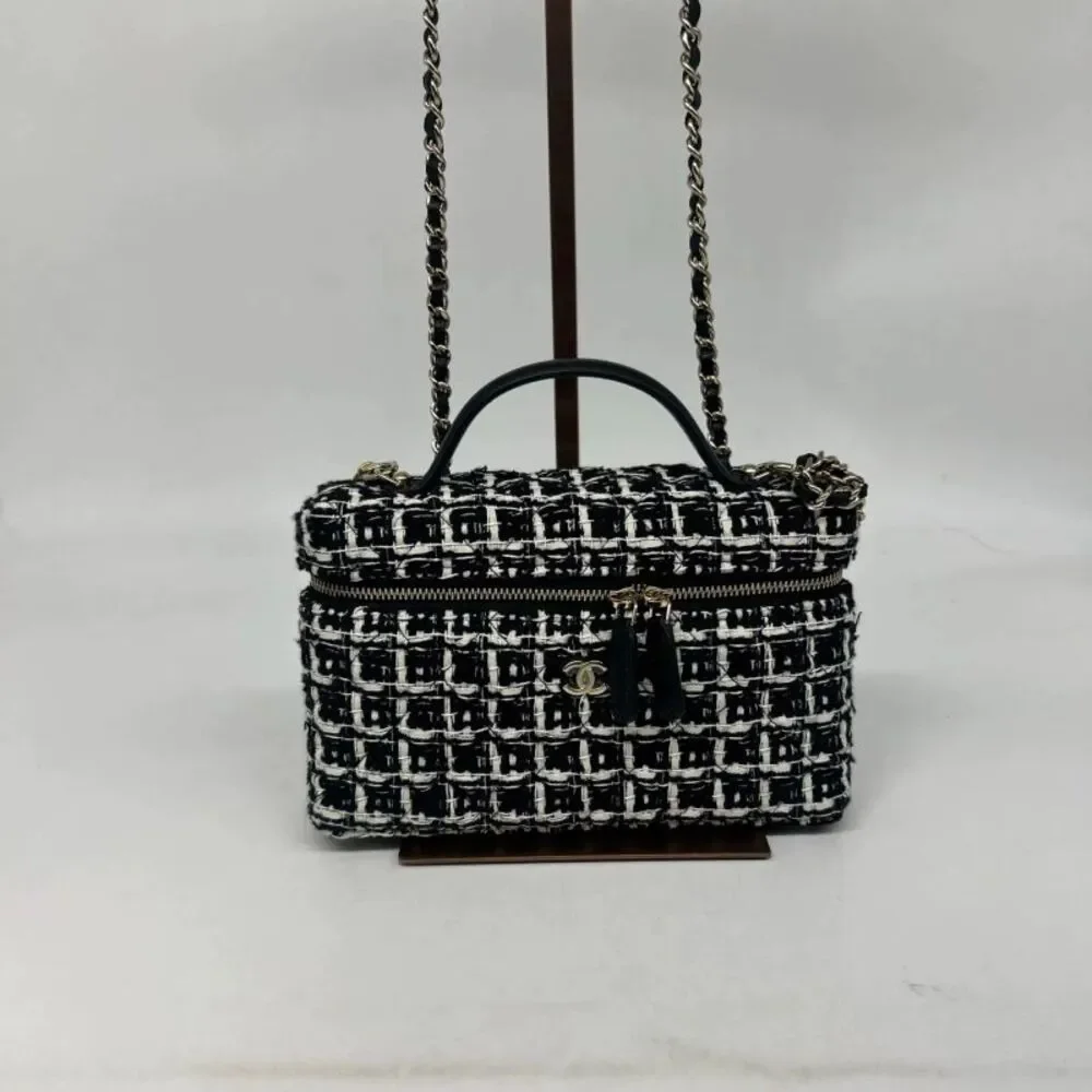 Chanel Women Pre-Loved Bag Very Good Condition